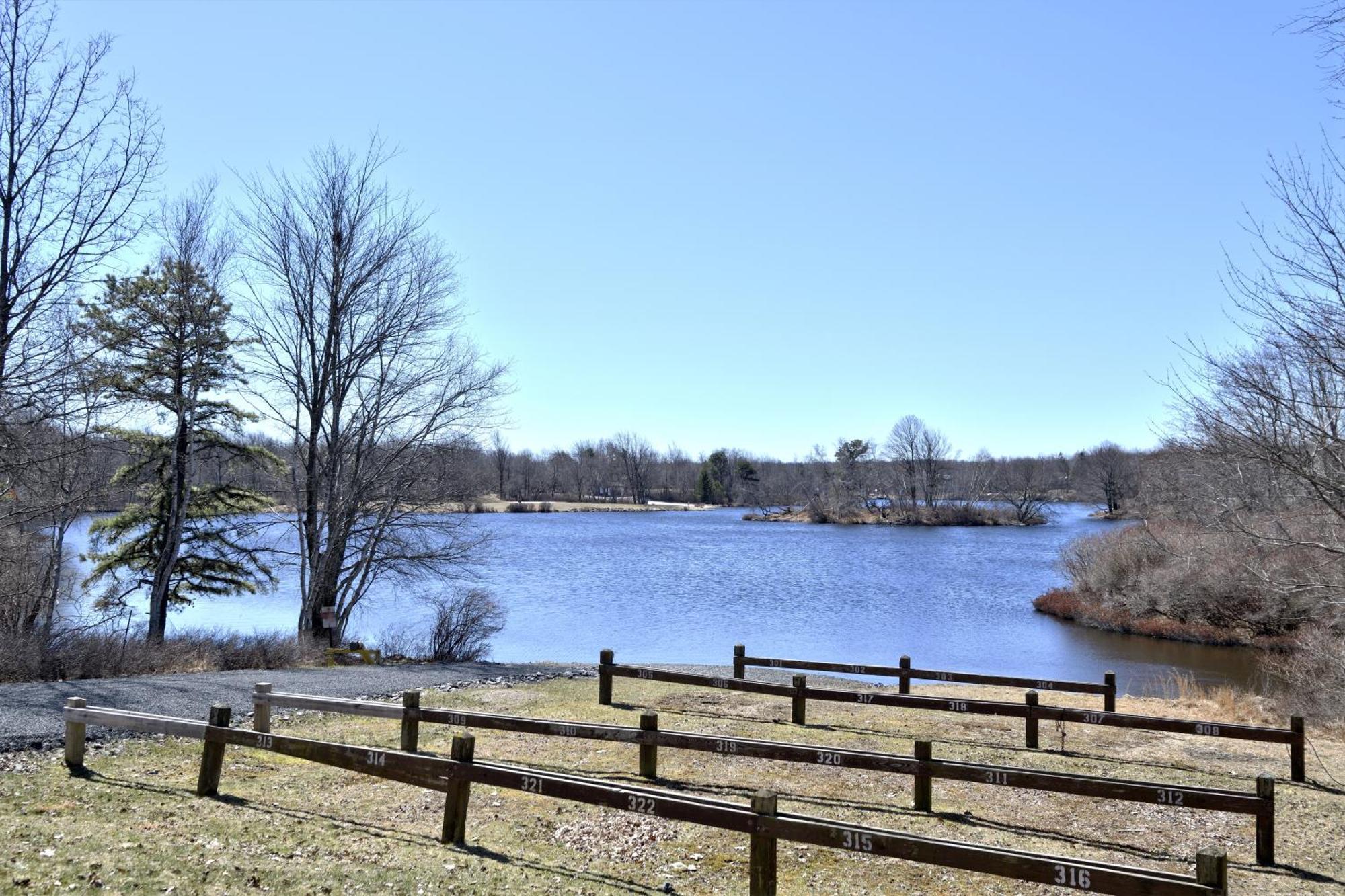 Lakehouse *Hottub*Jacuzzi*Firepit*Bbq*Pool Long Pond Екстериор снимка
